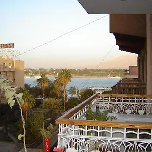 https://new-philippe-luxor-hotel.hotels-luxor-egypt.com