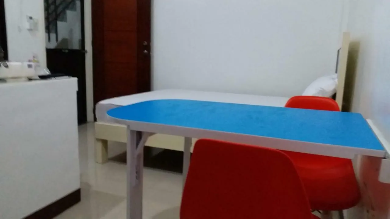 Clark-Pad Inn, Angeles City