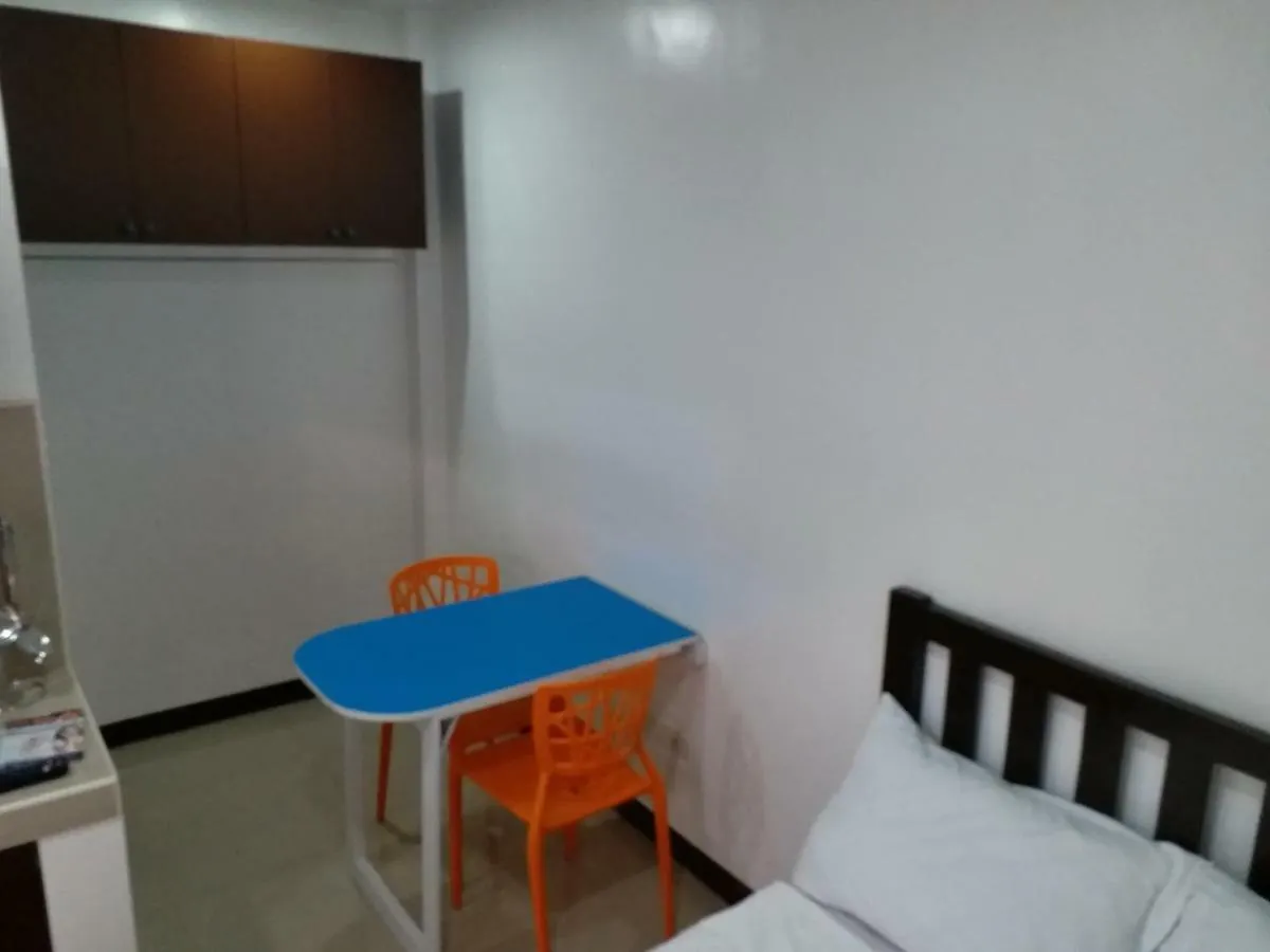 Clark-Pad Inn, Angeles City
