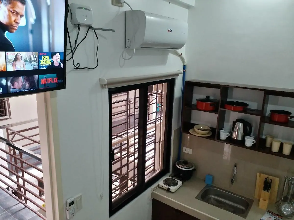 Clark-Pad Inn, Angeles City Philippines
